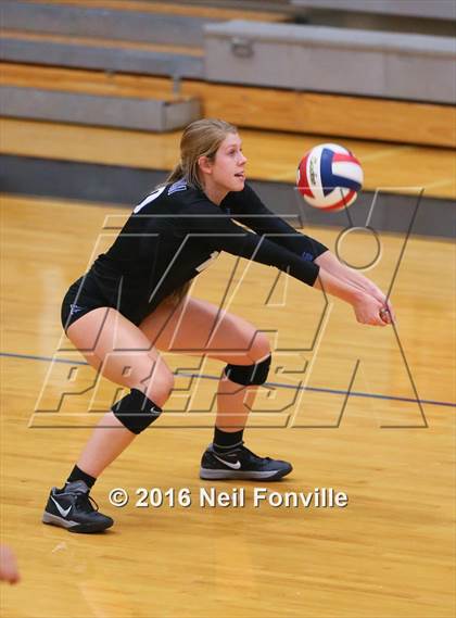 Thumbnail 1 in Allen @ Hebron photogallery.