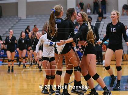 Thumbnail 1 in Allen @ Hebron photogallery.