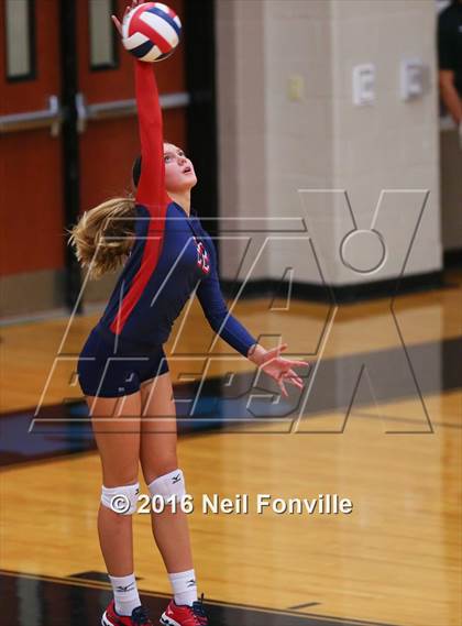 Thumbnail 2 in Allen @ Hebron photogallery.