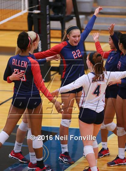 Thumbnail 2 in Allen @ Hebron photogallery.