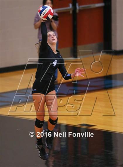 Thumbnail 2 in Allen @ Hebron photogallery.