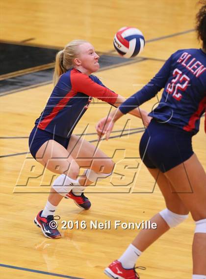 Thumbnail 2 in Allen @ Hebron photogallery.
