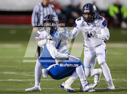 Thumbnail 2 in North Little Rock vs. Fayetteville (AAA 7A Final) photogallery.