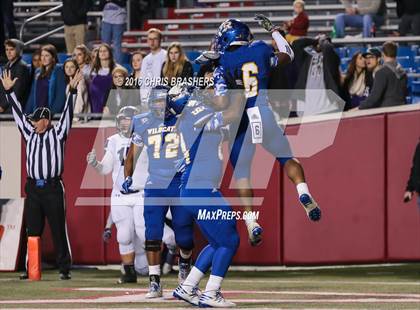 Thumbnail 2 in North Little Rock vs. Fayetteville (AAA 7A Final) photogallery.