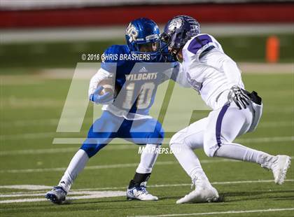 Thumbnail 2 in North Little Rock vs. Fayetteville (AAA 7A Final) photogallery.