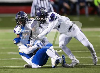 Thumbnail 3 in North Little Rock vs. Fayetteville (AAA 7A Final) photogallery.