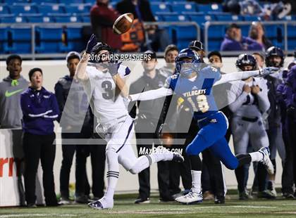 Thumbnail 1 in North Little Rock vs. Fayetteville (AAA 7A Final) photogallery.