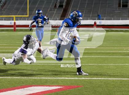 Thumbnail 1 in North Little Rock vs. Fayetteville (AAA 7A Final) photogallery.