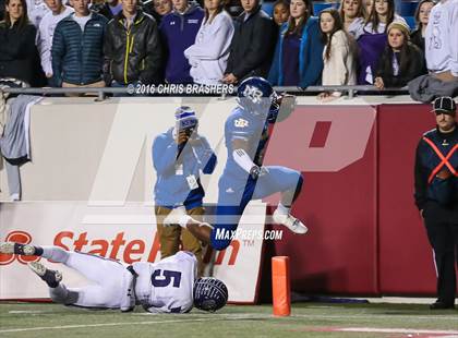 Thumbnail 1 in North Little Rock vs. Fayetteville (AAA 7A Final) photogallery.