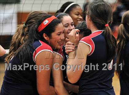 Thumbnail 1 in Corona del Mar vs. Marymount (CIF SS D1A Final) photogallery.