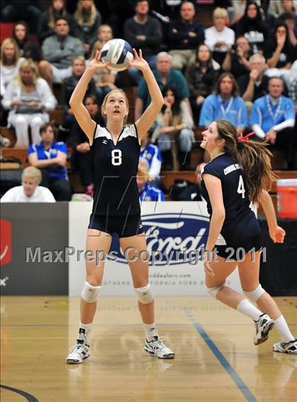 Thumbnail 3 in Corona del Mar vs. Marymount (CIF SS D1A Final) photogallery.