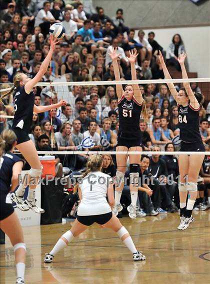 Thumbnail 2 in Corona del Mar vs. Marymount (CIF SS D1A Final) photogallery.