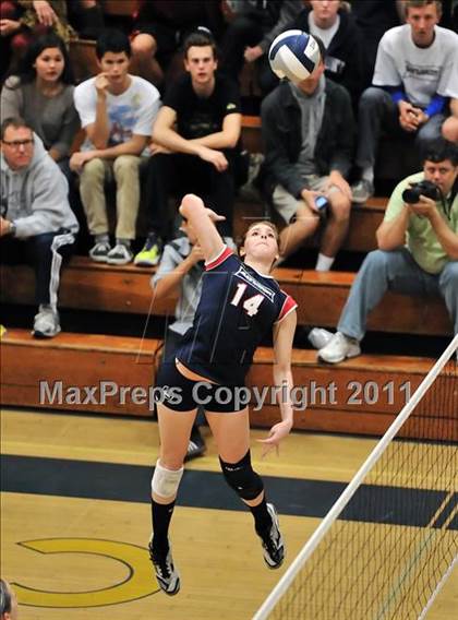Thumbnail 3 in Corona del Mar vs. Marymount (CIF SS D1A Final) photogallery.