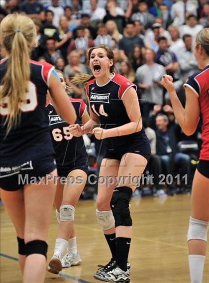 Thumbnail 3 in Corona del Mar vs. Marymount (CIF SS D1A Final) photogallery.