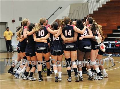 Thumbnail 3 in Corona del Mar vs. Marymount (CIF SS D1A Final) photogallery.