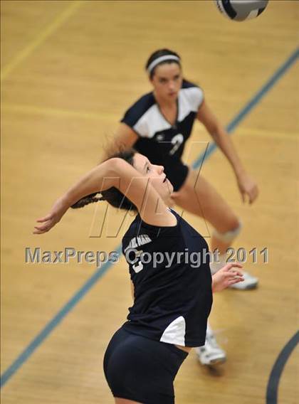 Thumbnail 2 in Corona del Mar vs. Marymount (CIF SS D1A Final) photogallery.