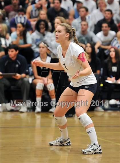 Thumbnail 1 in Corona del Mar vs. Marymount (CIF SS D1A Final) photogallery.