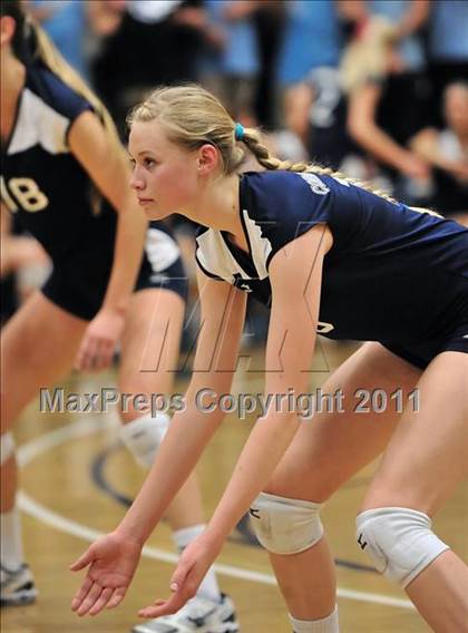 Thumbnail 3 in Corona del Mar vs. Marymount (CIF SS D1A Final) photogallery.