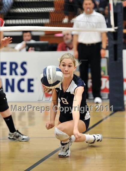 Thumbnail 3 in Corona del Mar vs. Marymount (CIF SS D1A Final) photogallery.