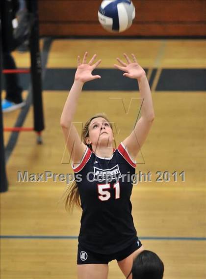 Thumbnail 3 in Corona del Mar vs. Marymount (CIF SS D1A Final) photogallery.