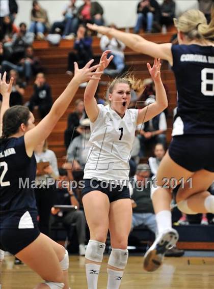 Thumbnail 1 in Corona del Mar vs. Marymount (CIF SS D1A Final) photogallery.