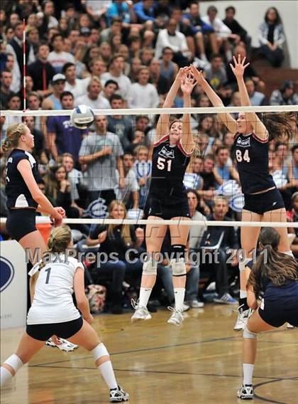 Thumbnail 2 in Corona del Mar vs. Marymount (CIF SS D1A Final) photogallery.