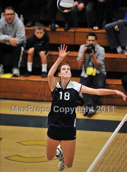 Thumbnail 3 in Corona del Mar vs. Marymount (CIF SS D1A Final) photogallery.