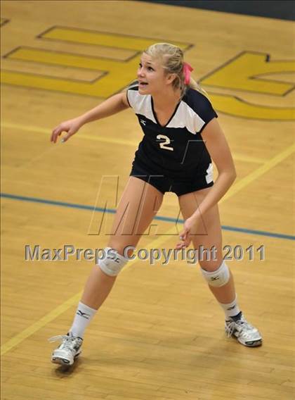 Thumbnail 2 in Corona del Mar vs. Marymount (CIF SS D1A Final) photogallery.