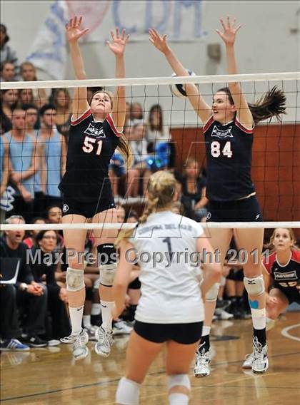 Thumbnail 2 in Corona del Mar vs. Marymount (CIF SS D1A Final) photogallery.