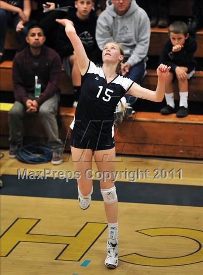 Thumbnail 2 in Corona del Mar vs. Marymount (CIF SS D1A Final) photogallery.