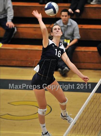 Thumbnail 3 in Corona del Mar vs. Marymount (CIF SS D1A Final) photogallery.