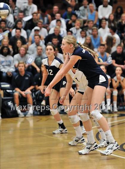 Thumbnail 1 in Corona del Mar vs. Marymount (CIF SS D1A Final) photogallery.