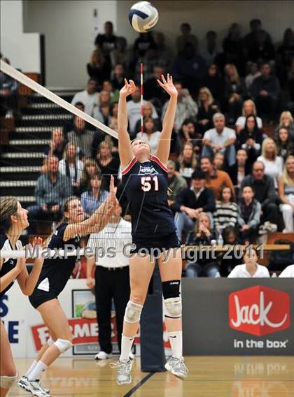 Thumbnail 3 in Corona del Mar vs. Marymount (CIF SS D1A Final) photogallery.