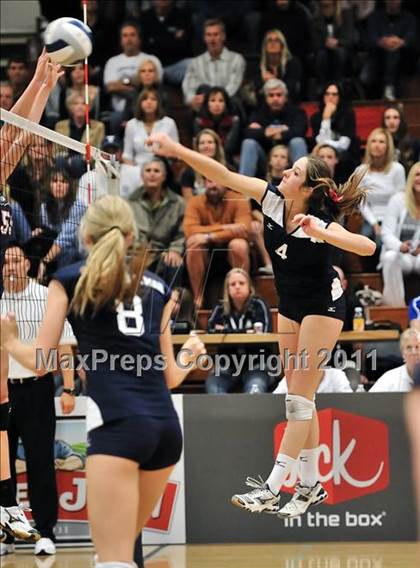Thumbnail 3 in Corona del Mar vs. Marymount (CIF SS D1A Final) photogallery.