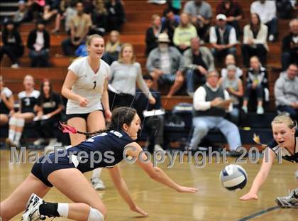 Thumbnail 3 in Corona del Mar vs. Marymount (CIF SS D1A Final) photogallery.