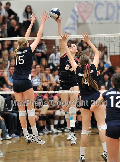 Thumbnail 1 in Corona del Mar vs. Marymount (CIF SS D1A Final) photogallery.