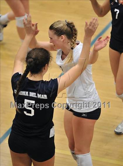 Thumbnail 3 in Corona del Mar vs. Marymount (CIF SS D1A Final) photogallery.