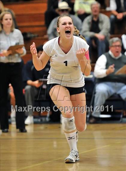 Thumbnail 2 in Corona del Mar vs. Marymount (CIF SS D1A Final) photogallery.