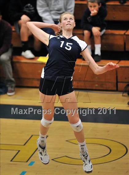 Thumbnail 3 in Corona del Mar vs. Marymount (CIF SS D1A Final) photogallery.