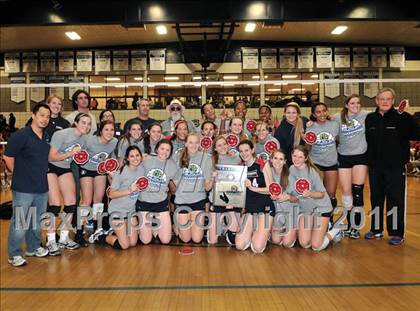 Thumbnail 2 in Corona del Mar vs. Marymount (CIF SS D1A Final) photogallery.