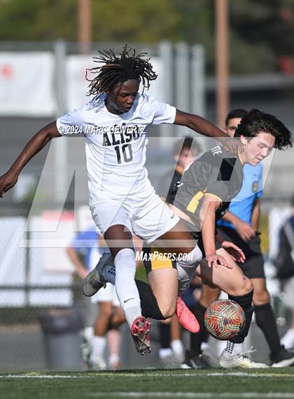Thumbnail 3 in Aliso Niguel @ Foothill photogallery.