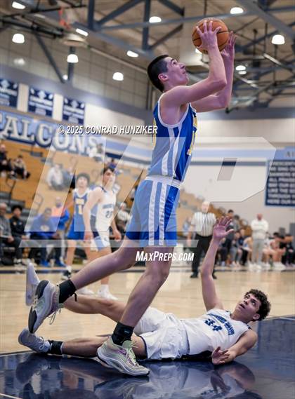 Thumbnail 1 in Muir @ Crescenta Valley photogallery.