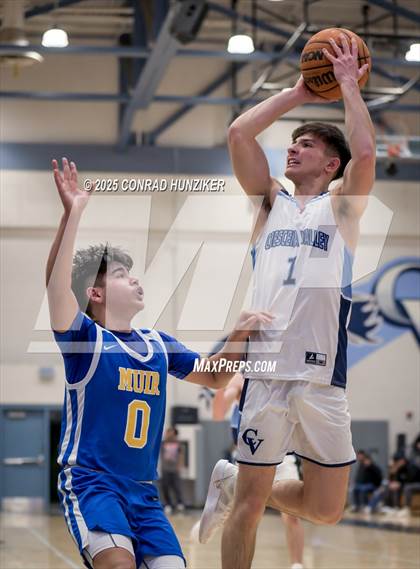 Thumbnail 2 in Muir @ Crescenta Valley photogallery.