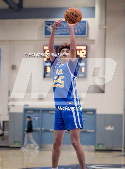 Thumbnail 1 in Muir @ Crescenta Valley photogallery.