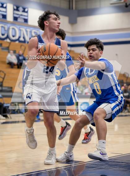 Thumbnail 1 in Muir @ Crescenta Valley photogallery.