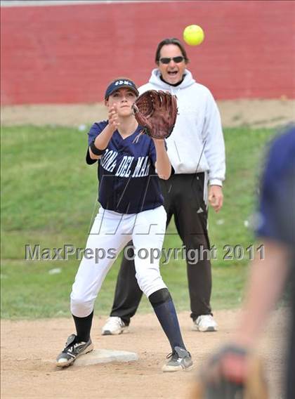 Thumbnail 1 in Corona del Mar vs. Calabasas (Whittier Tournament) photogallery.