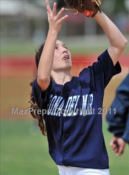 Thumbnail 3 in Corona del Mar vs. Calabasas (Whittier Tournament) photogallery.