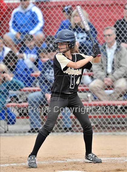 Thumbnail 1 in Corona del Mar vs. Calabasas (Whittier Tournament) photogallery.