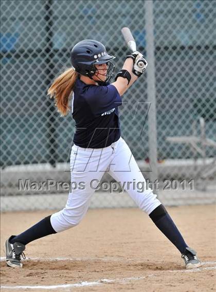 Thumbnail 2 in Corona del Mar vs. Calabasas (Whittier Tournament) photogallery.