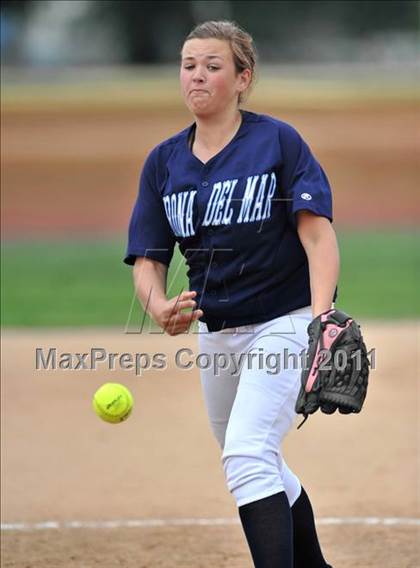 Thumbnail 1 in Corona del Mar vs. Calabasas (Whittier Tournament) photogallery.